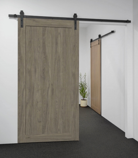 25mm x 2100mm x 1000mm Antico Oak Shaker Standard Door